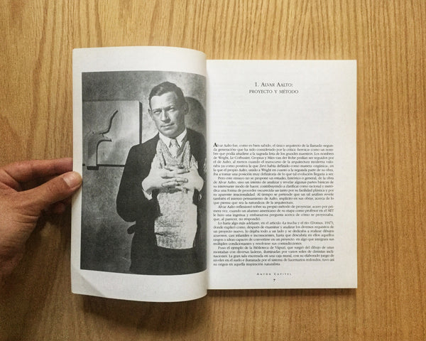 Alvar Aalto, Antonio González Capitel